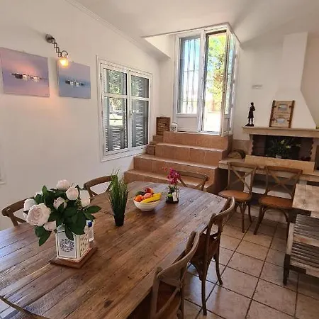 Appartement Wonderful 3 Bedroom With Terrace By Cannes Conseil Immo Cannes